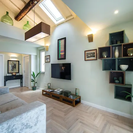 Appartement Penthouse With Terrace Over *
