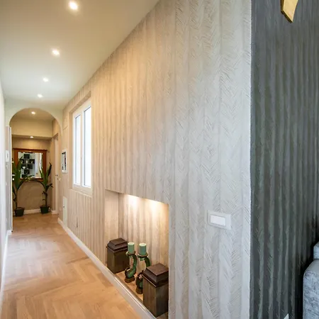 Penthouse With Terrace Over Appartement