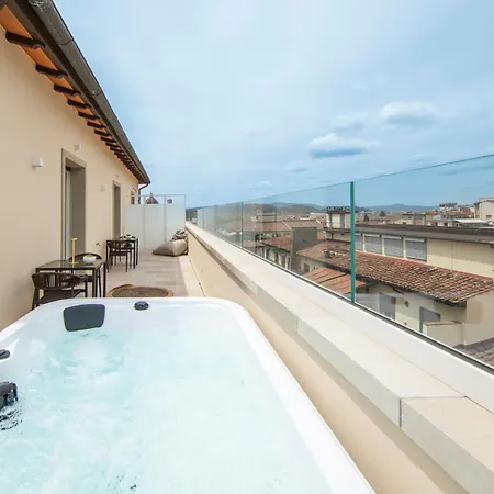 Penthouse With Terrace Over *